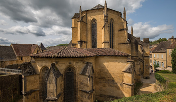 Echoes of an Abandoned Castle