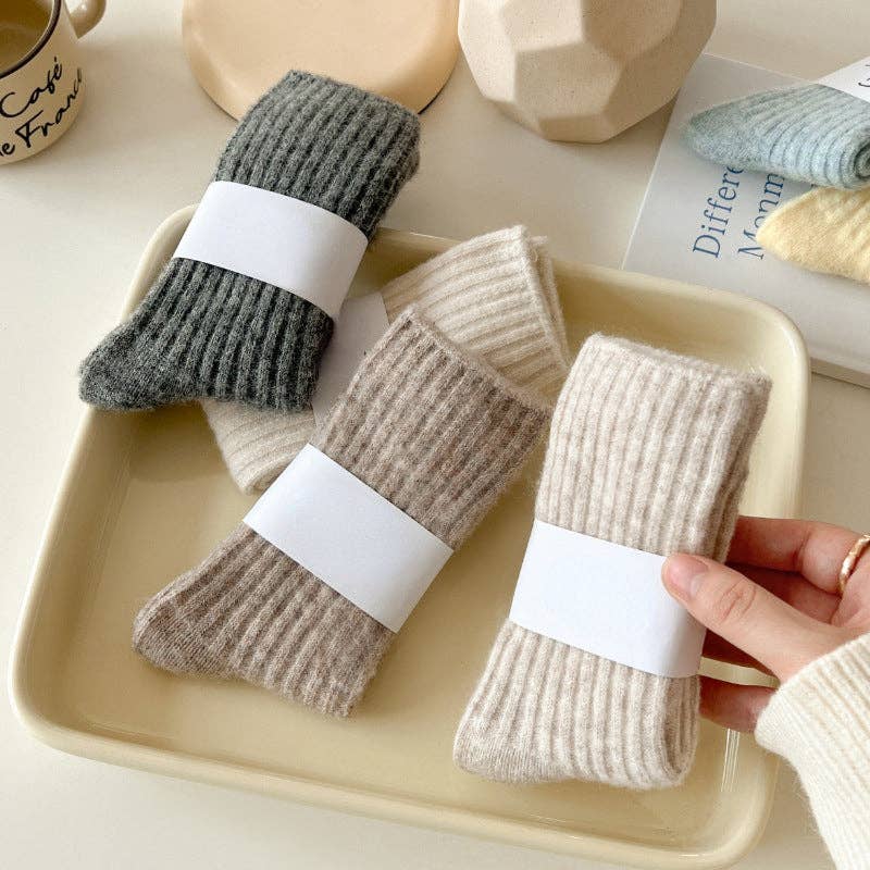 Wool-Blend Winter Socks – Cozy, Soft & Perfect for Cold Weather
